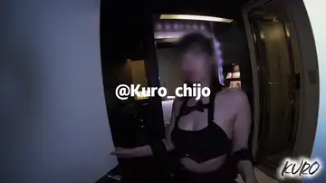 巨乳と密着！ベテラン女優の喘ぎが支配する夜