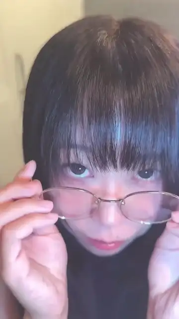 【顔射】愛嬌フェイスに白濁！